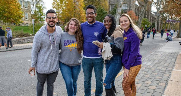 Alumni group photo