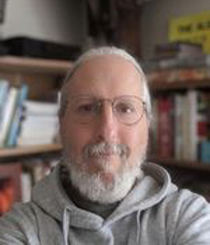Dr. Seth Kahn Headshot