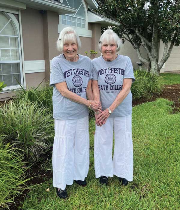 Sara Mae (Smith) MacNab ’53 and Mary Anne (Smith) Munch ’53